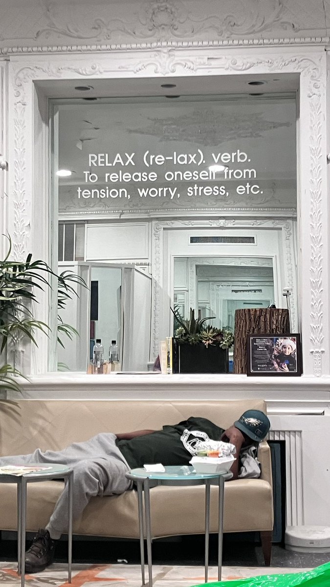 prudence "chili dog" delilah (@noeraphl) on Twitter photo 