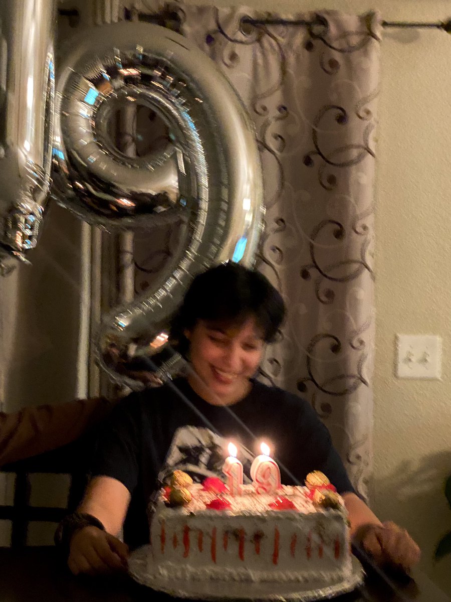 Destiny_Perez15's tweet photo. A year closer to death https://t.co/rF0Iqkwq4e