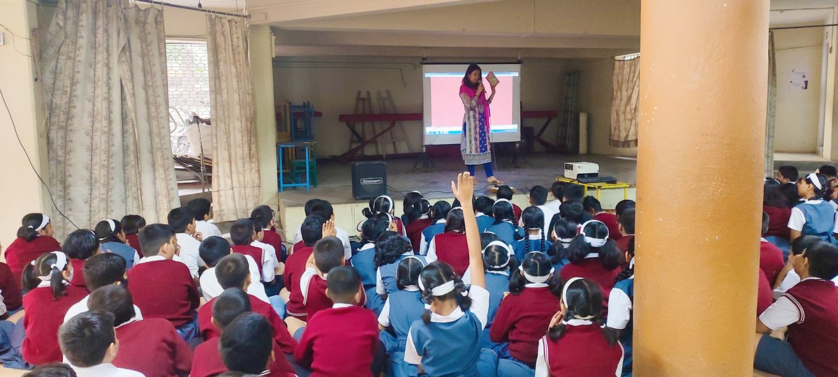 letsflipbooks's tweet photo. We are privileged to be associated with Abhinava Vidyalaya English Medium Primary School in the endeavor of making reading fun for children📔📔🌈🌈.We thank the school management and academic heads for their kind support ✨✨🌈🌈 https://t.co/TUDW3Md1e9