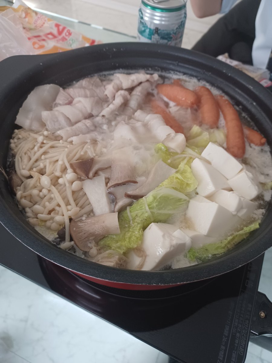 nan1y00's tweet photo. in店長のお家 https://t.co/jugBO7Y7LW