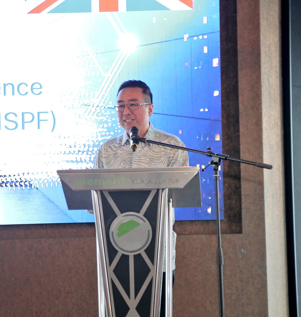 HC <a href="/TerryAilsa/">Ailsa Terry</a> and <a href="/officialmosti/">MOSTI</a> Minister <a href="/changlihkang/">Chang Lih Kang</a> officially launched <a href="/SciTechgovuk/">Department for Science, Innovation and Technology</a>'s  International #Science Partnerships Fund (ISPF) in #Malaysia.

#ISPF aims to support #sustainable development through #research and #innovation.

More info- nst.com.my/news/nation/20…

🇬🇧🇲🇾