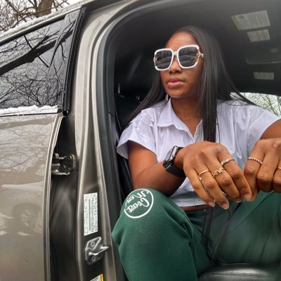 patrickcyndy2's tweet photo. #NewProfilePic https://t.co/TtbZup9vd3