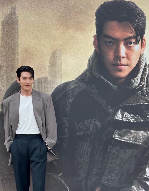 kimwoobin_pics's tweet image. Woobin with Woobin