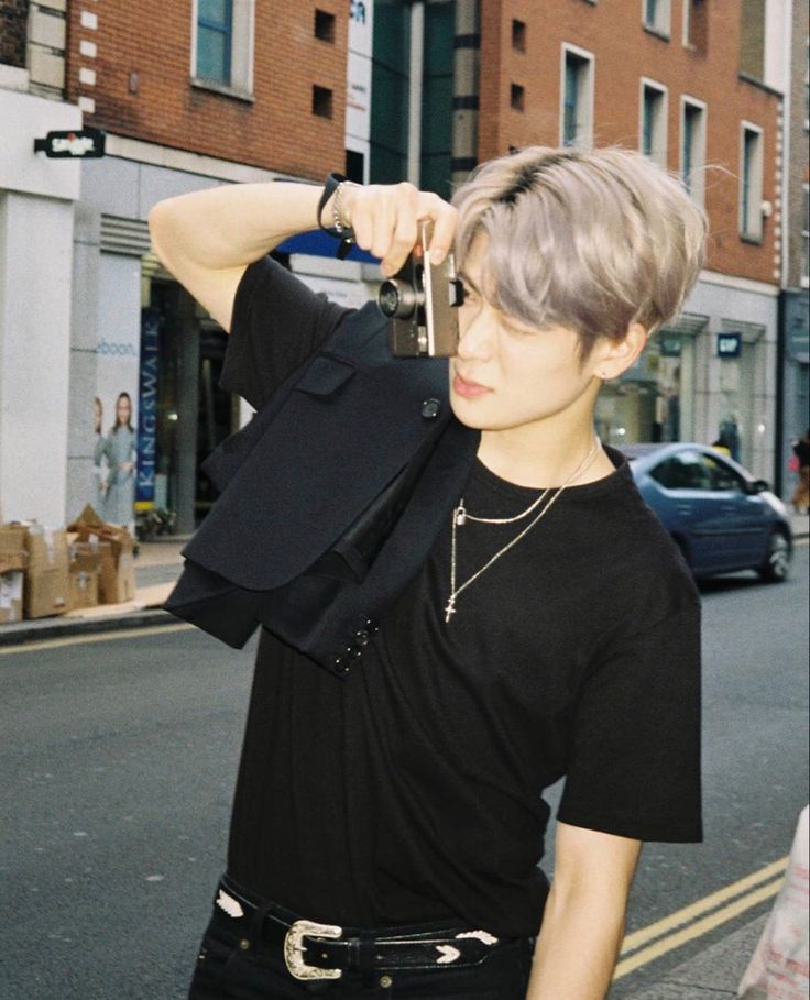 whathepark_'s tweet photo. @TVSJEXONCTee_ these are my personal fave! especially yung pictures nila from their paris in the rain and i like me better cover 🥹🫶 I hope na I will get the chance to see them live sa 21 kasi di din ako nakapunta nung THE LINK mnl 💚🙏🏻
#NEOCITY_THE_UNITY_in_BULACAN https://t.co/XRpNXbIK6R