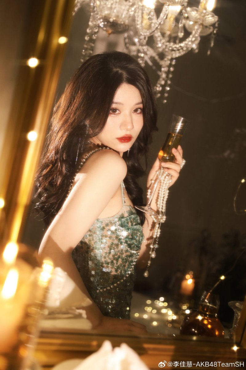 SHThaifans's tweet photo. 〖 Li JiaHui 〗Weibo 111223

#หลี่เจียฮุ่ย
#李佳慧
#LiJiaHui
#AKB48TeamSH https://t.co/4Iqi65yrOd