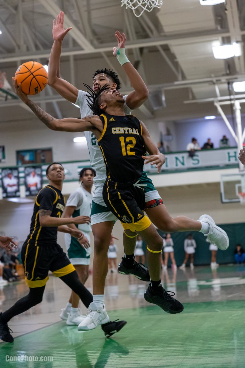 Some Hoops action from <a href="/collinshillhoop/">Collins Hill Hoops</a>  and <a href="/CentralGwinnett/">CGHS Athletics</a> this evening... The ladies would with the W, and the boys would end up with the tough L.

<a href="/CGwinnettCheer/">CentralGwinnettCheer</a> <a href="/LadyBlackKnigh1/">LadyBlackKnightBasketball</a> <a href="/CGHS_BB/">Central Gwinnett Black Knights</a> 

Gallery below for the Black Knights and Eagle family... 
conephoto.com/Central-Gwinne…