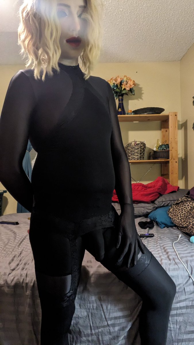 🥵 F*ck 🥵 Just spent the last 2 hours fully encased in a nylon bodysuit ...