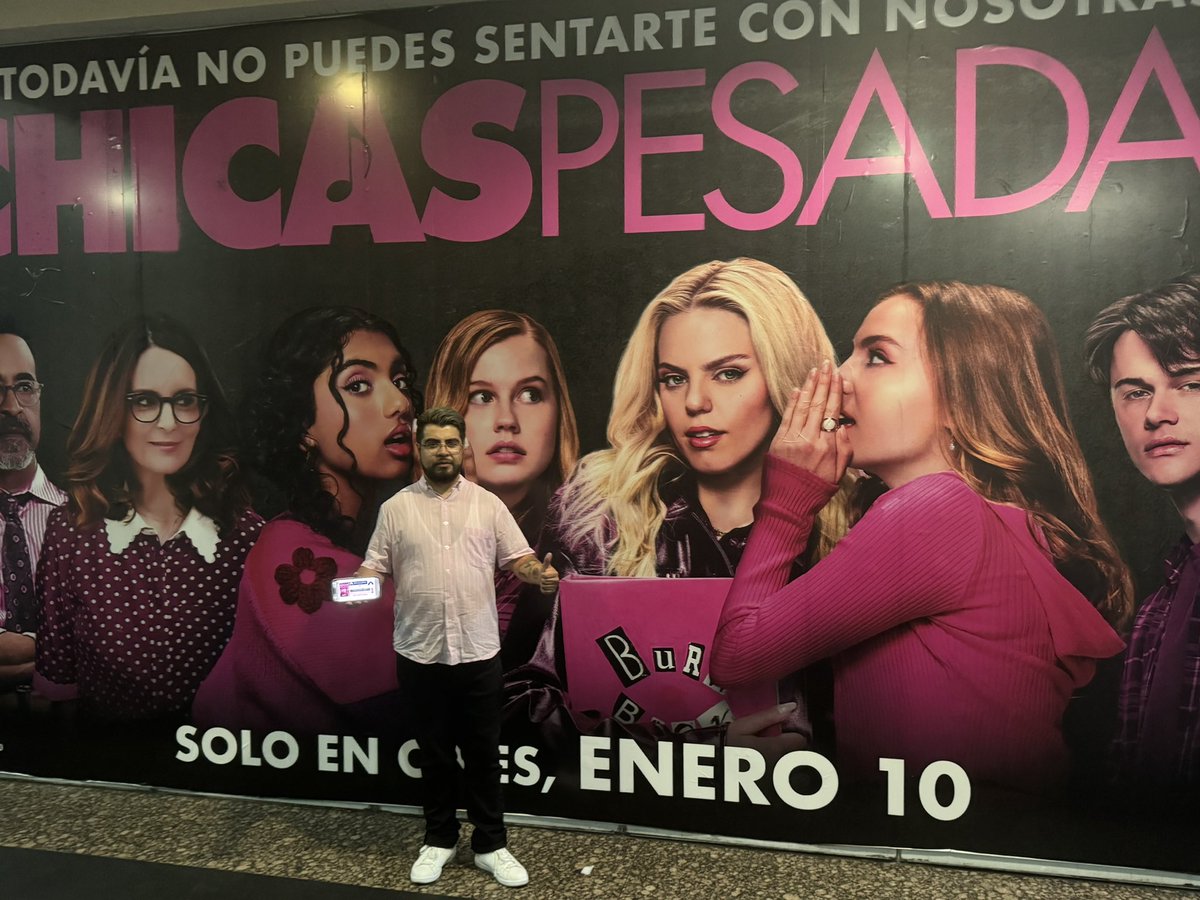 KoenmaJr20's tweet photo. Hoy toco venir a la premier de #MeanGirls 💅🏻 #ItsSoFetch https://t.co/zCsLooig9g