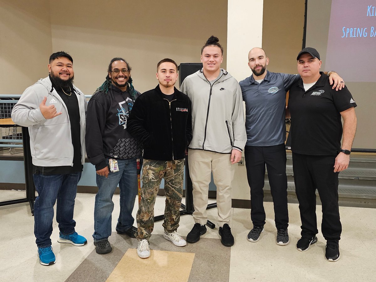 Thank you to all my coaches for the guidance and support during the football season! Honored with the MVP award, Defensive Player of the Year award, and breaking a school record with 118 tackles #ag2g
 <a href="/SWAY_Football/">SLHS Football</a> <a href="/CoachRobakSWAY/">Cameron Robak</a> <a href="/gtdarkness93/">Hakeem Young</a>