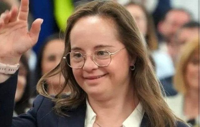 CensoredMen's tweet photo. 🇪🇸 Mar Galceràn has become Spain's first parliamentarian with Down's syndrome. https://t.co/klEIQMG94L