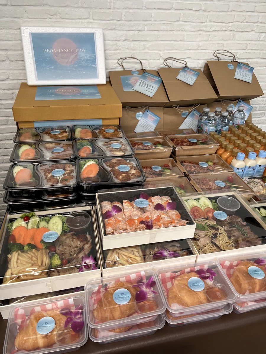 ppnaravit_home's tweet photo. Food Support #WeAreSeries Q14

เที่ยงแล้วค้าบ พี่ปอนด์หิวอะยางงง @ppnaravit ชวนน้องภูวิน กับเพื่อนๆ ทุกคน มาพักทานอาหารกันก่อนน้า เติมพลังก่อนทำงานต่อจ้า ✌️🧡

Special Thank : @redamancy_ppw 🙏

#ppnaravit https://t.co/ScQVZ4NzEu