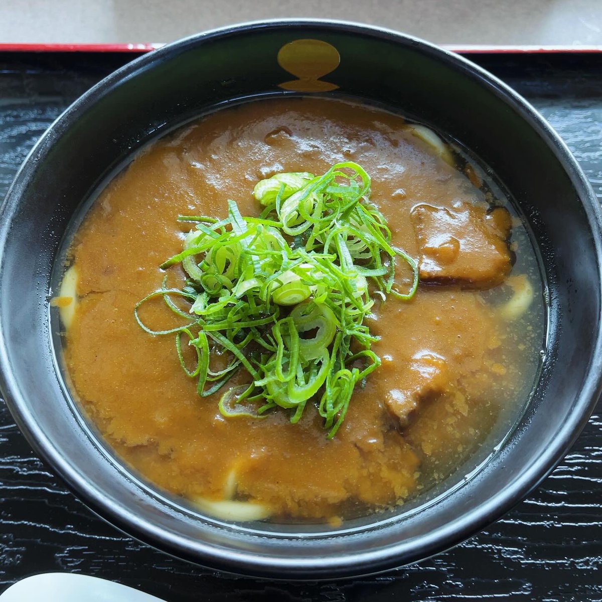 Jimny_Jim23's tweet photo. #うどん処ウエストリバア #カレーうどん
#みちしお #MICHISHIO #貝汁のみちしお #ドライブイン #割烹 #天然温泉 #大型駐車場完備
#ウエストリバア #うどん処 #食堂 #食券 #自動オーダー #セルフサービス #西川氏
#カレー #だし #牛肉 #ねぎ #うどん https://t.co/5EypFIbOsX