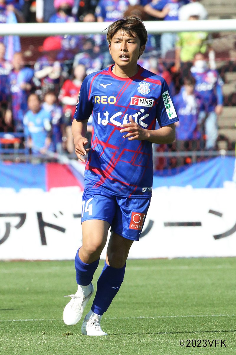 vfk_official's tweet photo. #ヴァンフォーレ甲府
#契約更新📝
2024シーズンもよろしくお願いします🔵🔴

／
#中山陸 選手　#ピーターウタカ 選手
＼

🔻詳細はこちら🔻

https://t.co/NmnyG6mL0F

#vfk https://t.co/xJmSb469g9