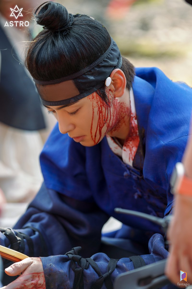 CHAEUNWOO_offcl's tweet photo. [#차은우][포스트] 이 전생의 끝을 다시 써보려 해

▶ https://t.co/ghT1iuDxCA

#네이버_포스트 #아스트로 #ASTRO #CHAEUNWOO https://t.co/v8TeepK6oS