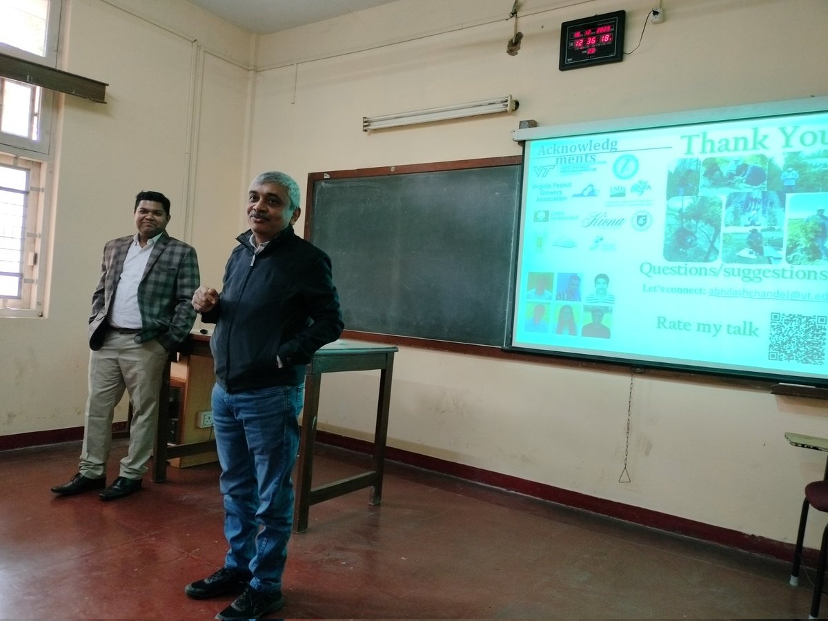 absikumar's tweet photo. It was a mesmerizing experience to Visit my alma mater @IITKgp, deliver a talk on the #digitalag, and interact with budding scientists and engineers in the domain. Thank you Profs. Chandranath Chatterjee, Ashok Mishra, Peeyush Soni, Dillip Swain for inviting me.
@VTCals @vtcaia https://t.co/B12eQMvlMc