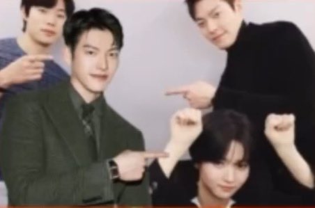 kimwoobin_pics's tweet image. Best trio 😂