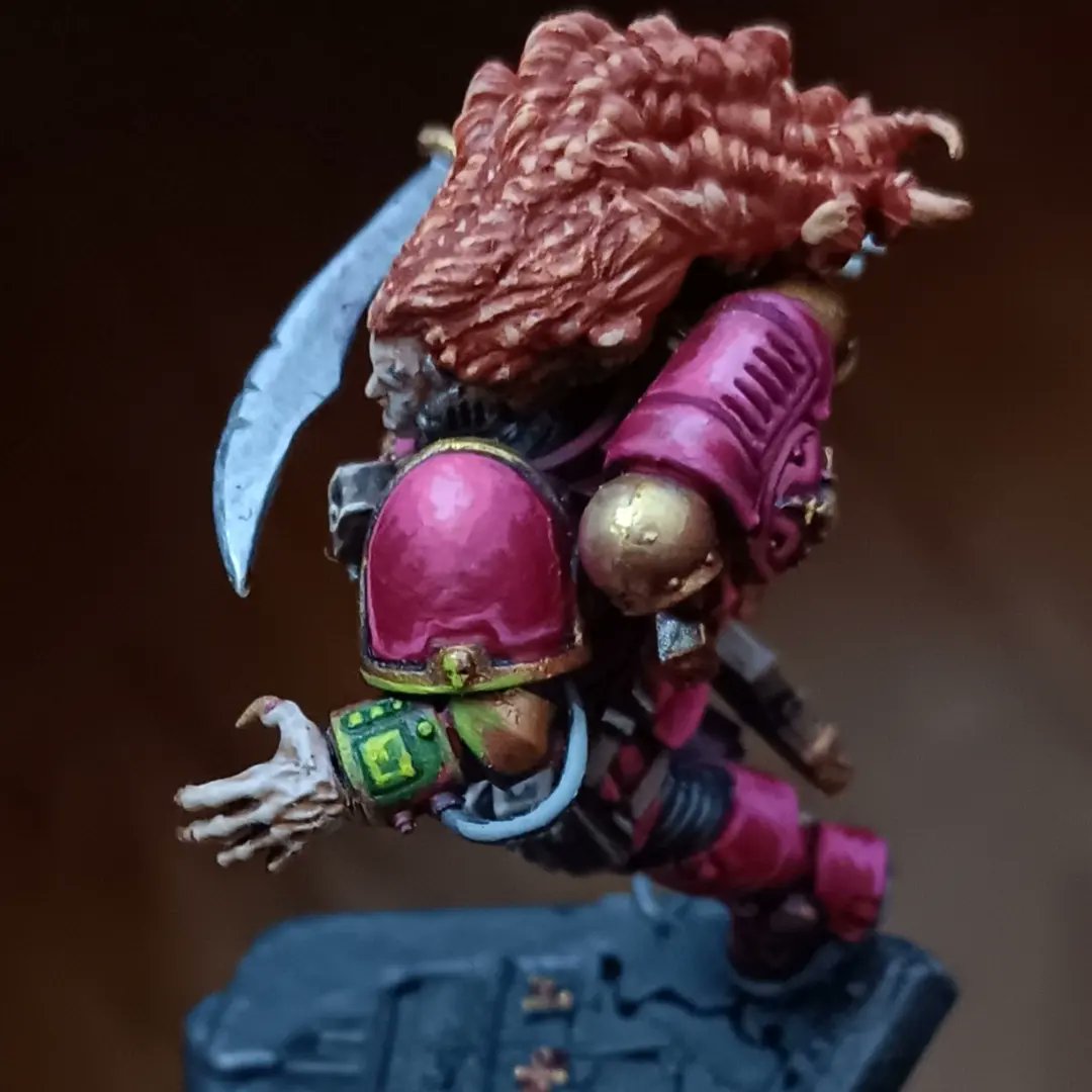 WoodrowRylan's tweet photo. My roommate's rad Wrath and Glory character, Hjarka, of the Thundercats space marine chapter.
.
#spacemarines40k #warhammer40k #40k #femalespacemarines #thundercats #warriorwoman #wrathandglory #miniaturepainting #miniatureconversion #kingdomdeath #roguetrader https://t.co/4N7ww2cGiS