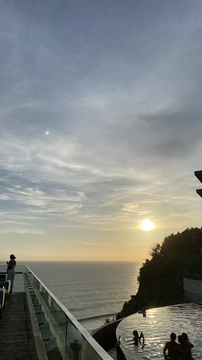daidancoo's tweet photo. bali in love https://t.co/i3EmPfcVyh