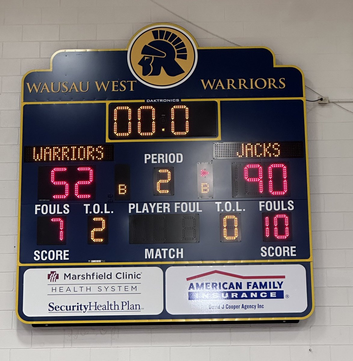 WausauEastBBall's tweet photo. East vs West game!  Awesome atmosphere!  Lumberjacks took a 20 point lead into halftime and never looked back.  Beating West 90-52!  Always great to get a conference win but this one is a little more special!   Jacks improving to 11-2 overall and 3-2 in conference. https://t.co/aduyupVEgu