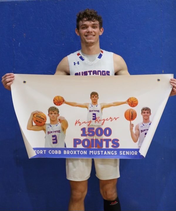 IWasAtTheGame's tweet photo. SHOUT OUT to FORT COBB-BROXTON #OKPreps Kray Rogers for joining the #OK1500Point Club tonight! Needing only 7 points to join the club, Kray dropped a school record 47 points &amp; grabbed 21 boards! Earlier this season Kray grabbed a school record 29 boards vs Binger-Oney https://t.co/J6Goi2fKRm