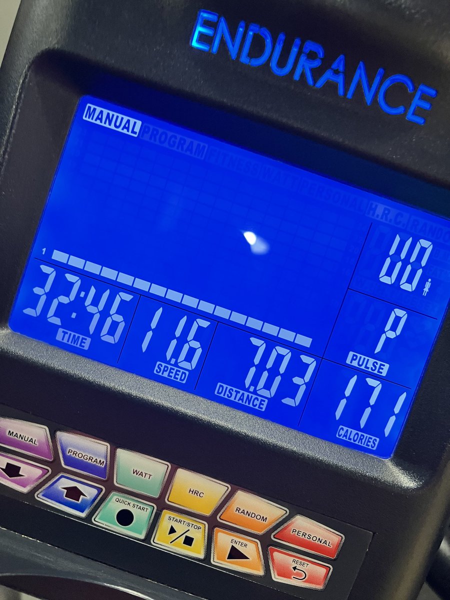 Lici_A_Martinez's tweet photo. And another one, another day, another 10,000 steps! “Stride to Triumph: The 60-Day Step Up Challenge #DCWBossMode #TeamSteppers #OperationSnatched #LifeAtATT ✨🙌🏽🌐 https://t.co/IQ3pbHmTPc