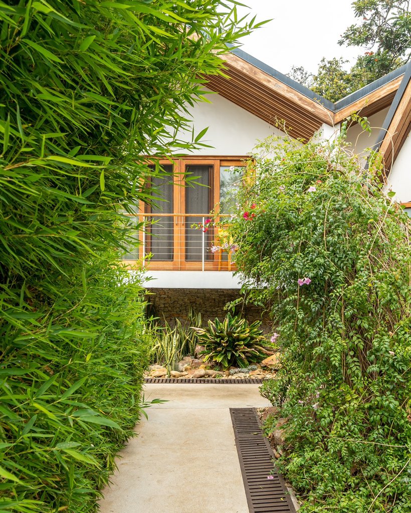 SwiftTourTravel's tweet photo. The Retreat by Heaven Rwanda, ultimate luxury in Kigali from as alow as USD 200 per person per night with breakfast. The Retreat blends tranquility, Rwandan charm and a vibrant urban energy
#Travel #Luxury #VisitRw https://t.co/t3dPI4UHsF