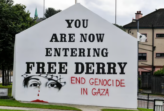 Israel has now murdered one out of every 100 people in Gaza in 12 weeks. 

1% of their population gone - bombed from the sky as they lay trapped and surrounded with no medical supplies or clean water.  

Ireland stands with Palestine 🇮🇪 🤝 🇵🇸