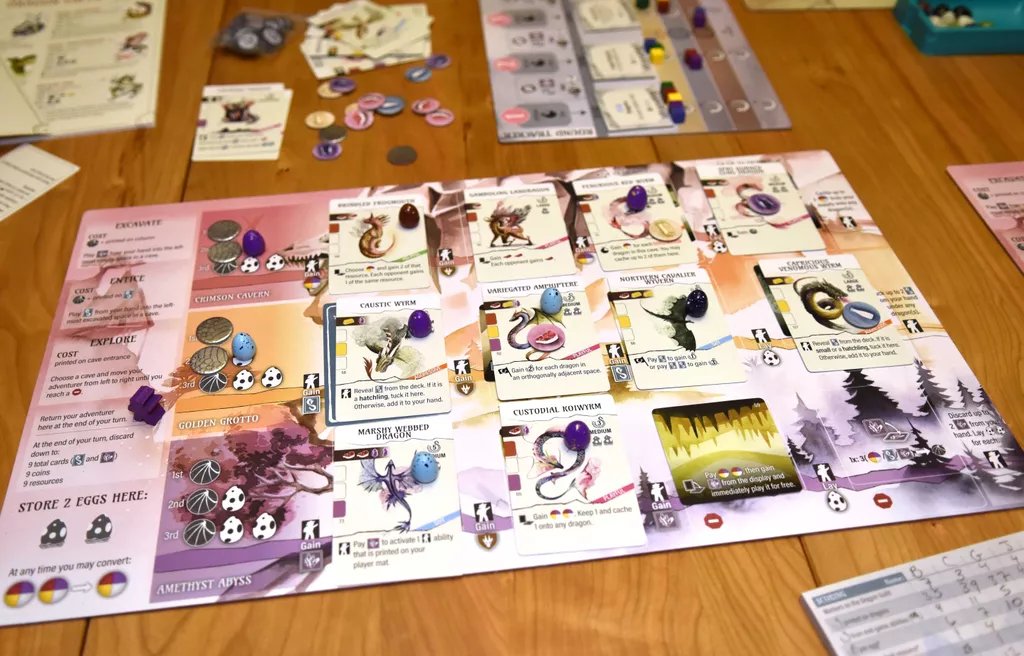 2d6Magazine's tweet image. #Noticia

#Wyrmspan, el nuevo juego publicado por @stonemaiergames, saldrá a la venta en el mercado internacional a finales de enero

#juegosdemesa #eurogame #Wingspan

2d6mag.es/blog/wyrmspan-…