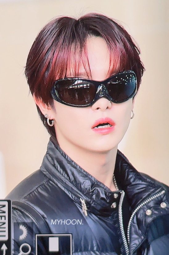 240110 ✈️

豪可愛
💖🕶️🐶❣️ 順飛 路上小焄

#JIHOON #지훈 #ジフン
#트레저 #TREASURE
