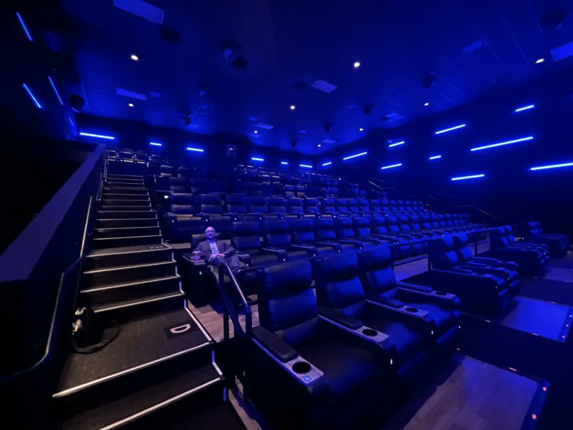 raghavnews's tweet photo. MJR Theatres::: State-of-the-Art Large Screen Experience
on our latest TheatreWorld: December-February 2024 edition.
Full Article: https://t.co/h5qZ5Q8pp2
#MJRTheatres #TheatreWorld #Network208 #Michigan #Laserprojection #Raghavnews #Cinema #BigScreenExperience @mjrtheatres https://t.co/vzVe8PCZpg