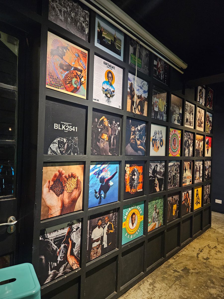 WaithakaMusic's tweet photo. I need to visit this wall π€³
#BLK2541
#OdesbyQueens
#Murasta https://t.co/O1GBiWscTY