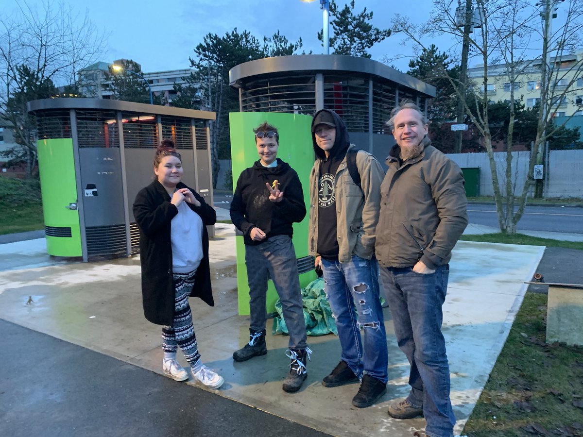 fionaeyork's tweet photo. A group of volunteers that built #tinyhomes in #PrinceGeorge is hoping 2 expand 2 #CRABPark. Construction co #IngreenSystems says it’s on board but is facing pushback from @CityofVancouver as it hopes 2 launch pilot project in Strathcona🦀🦀🏡🏡 #endhomelessness @CBCNews @TheTyee https://t.co/iNDwvntLzq