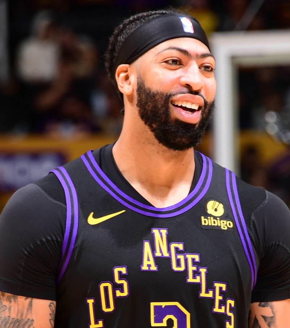 TheDunkCentral's tweet photo. AD TONIGHT: 

41 POINTS 
11 REBOUNDS 
6 ASSISTS 
77% FG https://t.co/buQ5WsqJ7R