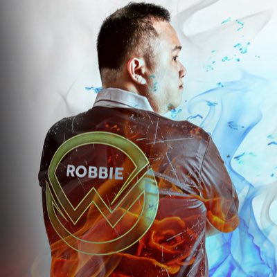 RobbieWongSH's tweet photo. #NewProfilePic https://t.co/HPKqb8O9pW