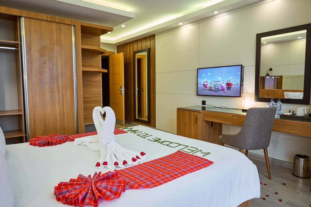 Maa Hotel & Suites tweet media