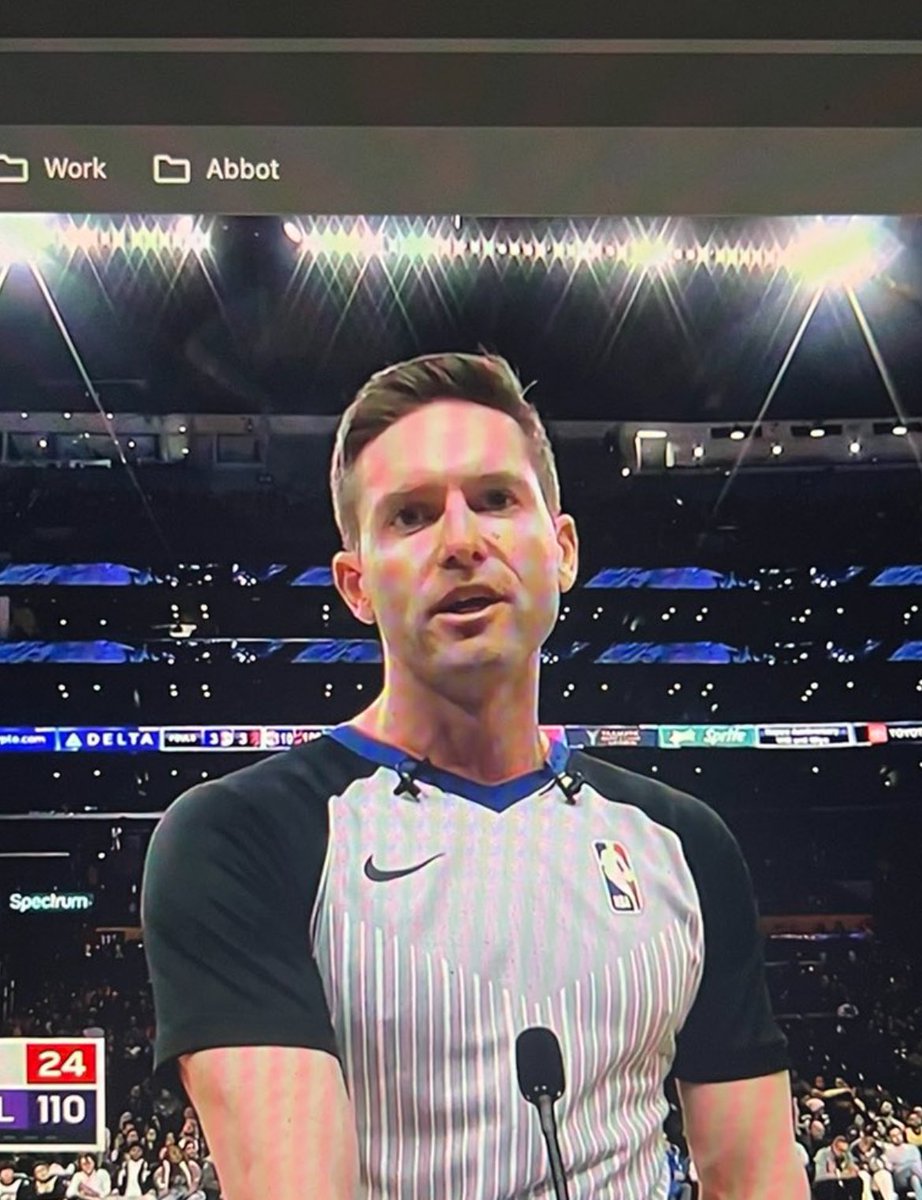 "Ruling on the floor stands, I suck Lebron d*ck"
~ Ben Taylor

#rigged #WeTheNorth