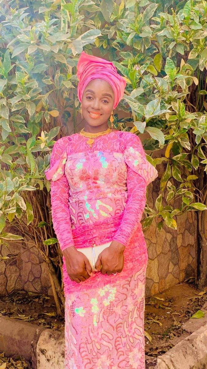 RahmatY03883071's tweet photo. Happy birthday to my Dad's Happiness💯💗💯
Miss Orisankoko Opeyemi 💗💗💯♥️
I wish you long life and Prosperity Age with more happiness and joy inshallah Bikudiratullahi 🙏🙏🙏
 
You're such a wonderful great woman to my lovely dad ♥️
        Abdulhafeez Mannah 💯♥️💯
Thanks ma♥️ https://t.co/5u5QAUJ6ZQ