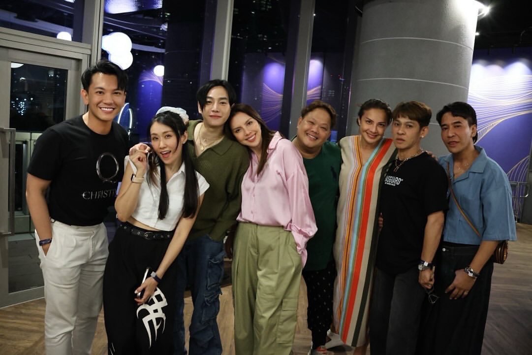 Christina Aguilar Fan Page tweet media