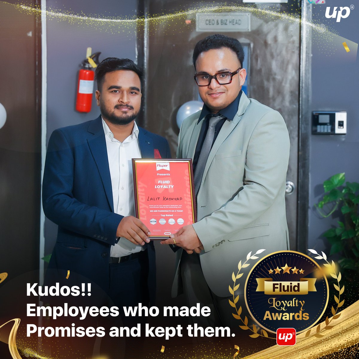 FluperOfficial's tweet image. We are glad to award our employees who have been with the company for more than 5+ years. 
"You don't earn loyalty in a day. You earn loyalty each day with time" says Anshul Sharma, CEO at Fluper.
We are proud of our integral employees and the entire team.
#fluper #loyaltyaward