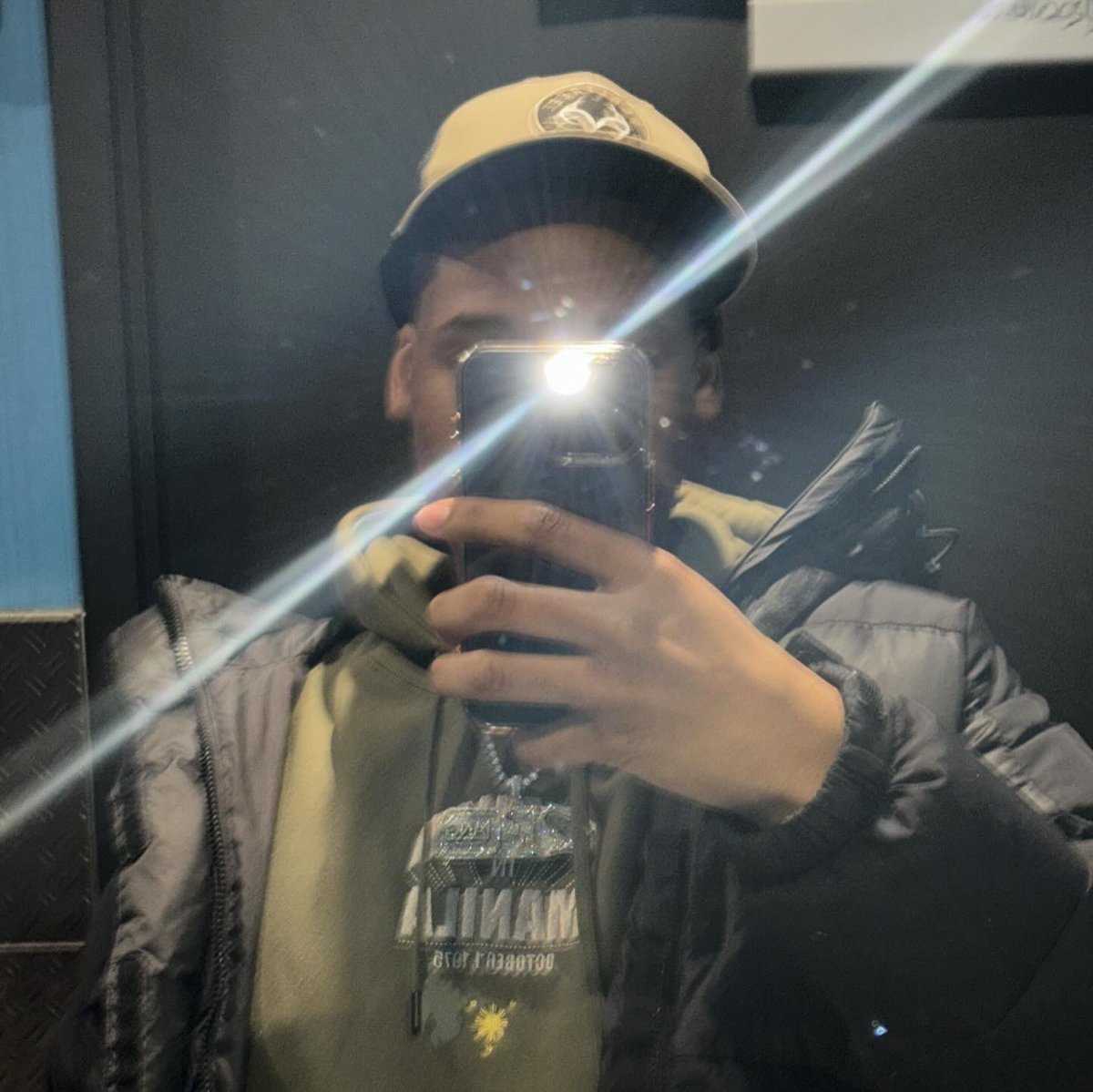 reap23c's tweet photo. Say it’s up when u see me, NIGGA STAND ON IT☄️🐐 #HappyBirthday #CapricornSeason #2pg https://t.co/Xm2wTBXScJ