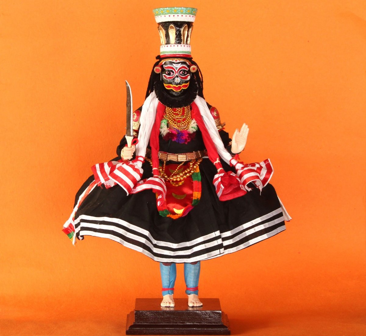 mannarcraft's tweet photo. Our exquisite Kathakali models, handcrafted from premium wood, Perfect for décor, gifting, or a unique souvenir, 
Contact us: +91-73063 96955 / +91-85906 00456
𝟏𝟎𝟎% 𝐬𝐚𝐟𝐞 𝐰𝐨𝐫𝐥𝐝 𝐰𝐢𝐝𝐞 𝐝𝐞𝐥𝐢𝐯𝐞𝐫𝐲
Website: https://t.co/gXkmRrEIbu
#KeralaCraft #KathakaliModels https://t.co/mQ33uaGowI