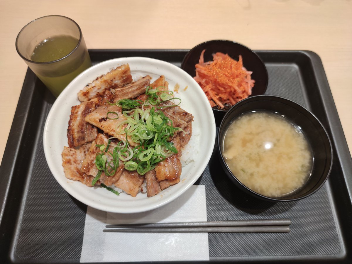 _miran_sit's tweet photo. #芝浦工業大学ひるまつや部
学生生活残り���かですが、今年もよろしくお願いします。 https://t.co/76Sv6JqRhd