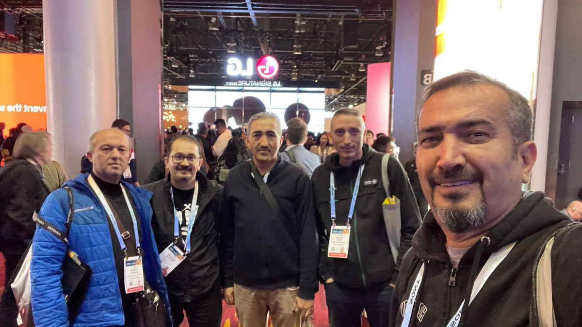 BilisimKayseri's tweet photo. ABD’nin Las Vegas şehrinde gerçekleştirilen ve dünyanın en büyük teknoloji fuarlarından birisi olan CES’e katılım sağladık… https://t.co/s1opHQqGPW