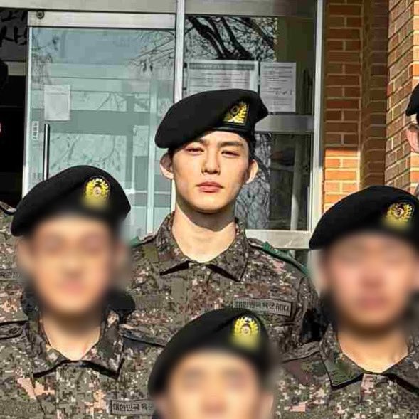 jeyoukr's tweet photo. seems like jyou has been in the military since december. good luck my jeyou 🫡 comeback safely! 🤍 https://t.co/Vzmz6kVKzC