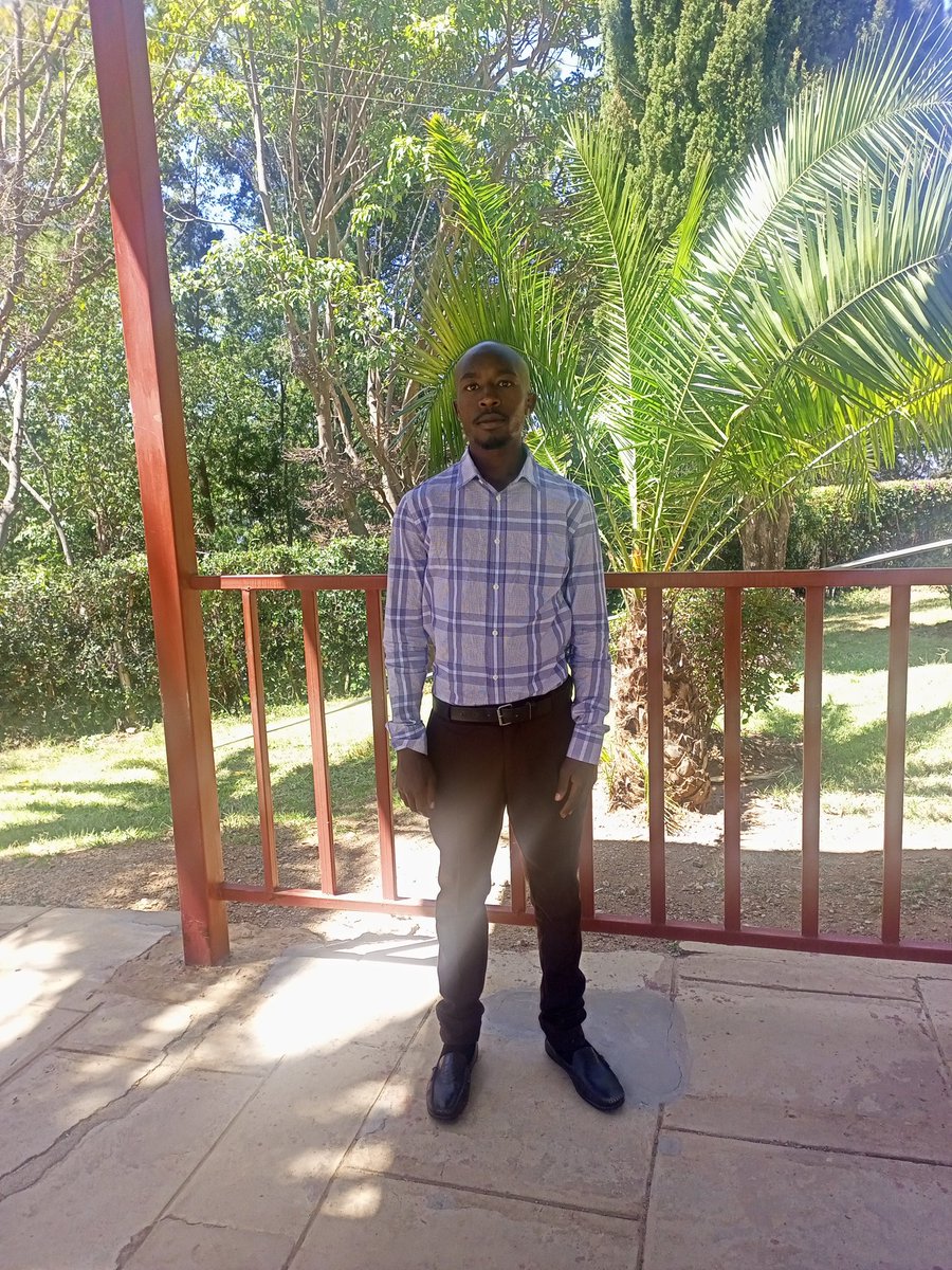 Wacha niingie meeting sasa