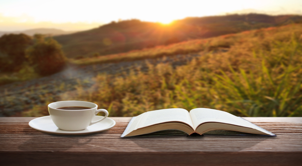 warnetony's tweet photo. Good morning to everyone in the #earlyrisersclub - today is a lovely mixture of meetings, reading and lunch with my best friend - whatever you are doing today, I hope you have a wonderful Wednesday - #spreadsomekindness today https://t.co/O8fvIWWb1X
