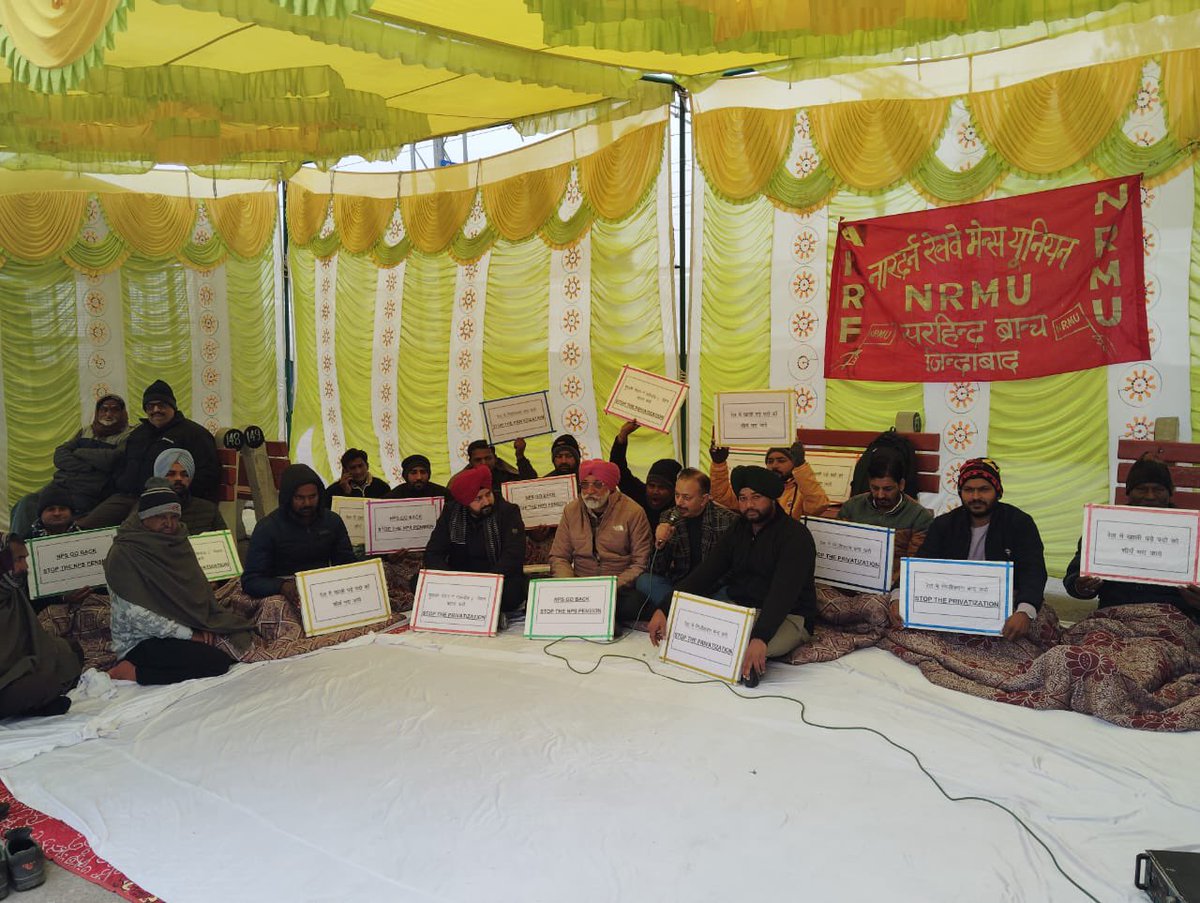 SirhindBranch's tweet photo. 3rd day hunger strike program at sirhind railway station organised by NRMU sirhind branch team
JAGDEEP SINGH
Branch secretary Nrmu sirhind branch https://t.co/lMQ8eFtefz