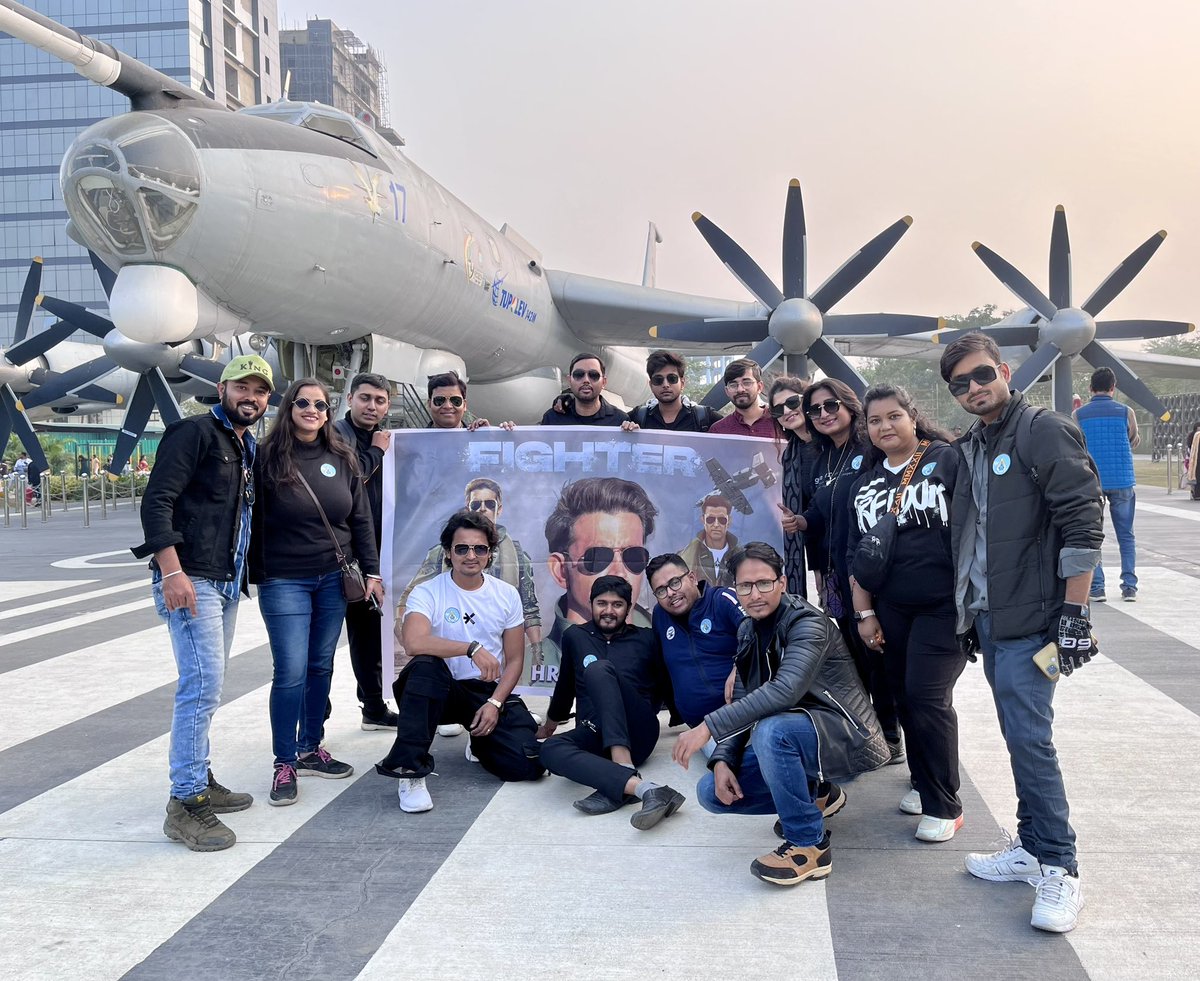 HrfcKolkata's tweet photo. At Aircraft Museum 

#HappyBirthdayHrithikRoshan https://t.co/DPO0uCCpXL