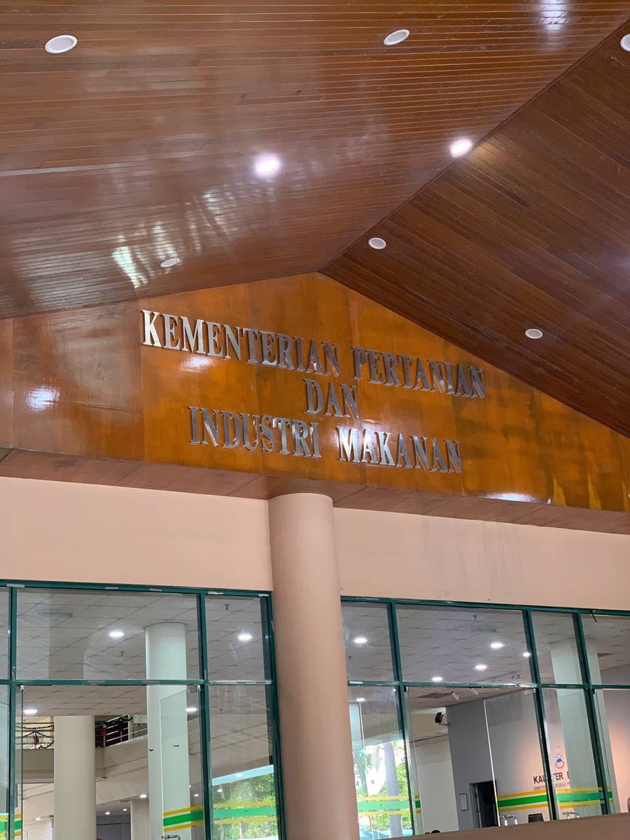 KatsanaGPS's tweet photo. Thank you Jabatan Pertanian Sabah under Kementerian Pertanian dan Industry Makanan Sabah for the warm welcome and participation in KATSANA® user onboarding &amp; training session.

#agriculture #integratedoperations #fleetmanagement #katsana https://t.co/IZrwQEkmu3