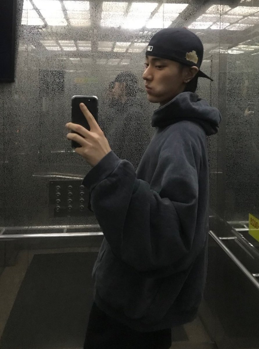 DANIEL INSTAGRAM, BARU TAU😭❤️

instagram.com/bigwforu?igsh=…

#김동규 #다니엘 #아이랜드_다니엘 #ILAND_DANIEL